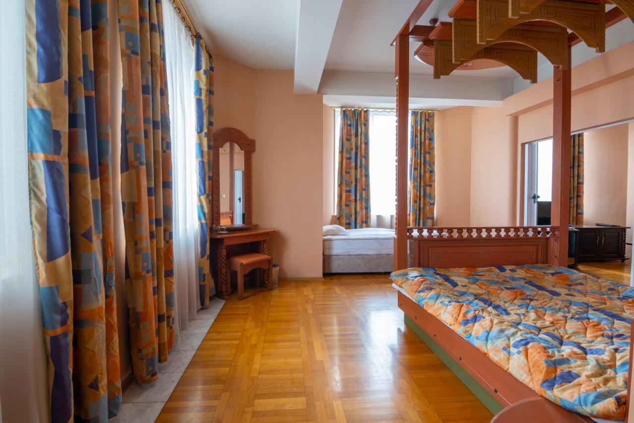 Hotel Slaviani Dimitrovgrad  Eksteriør bilde